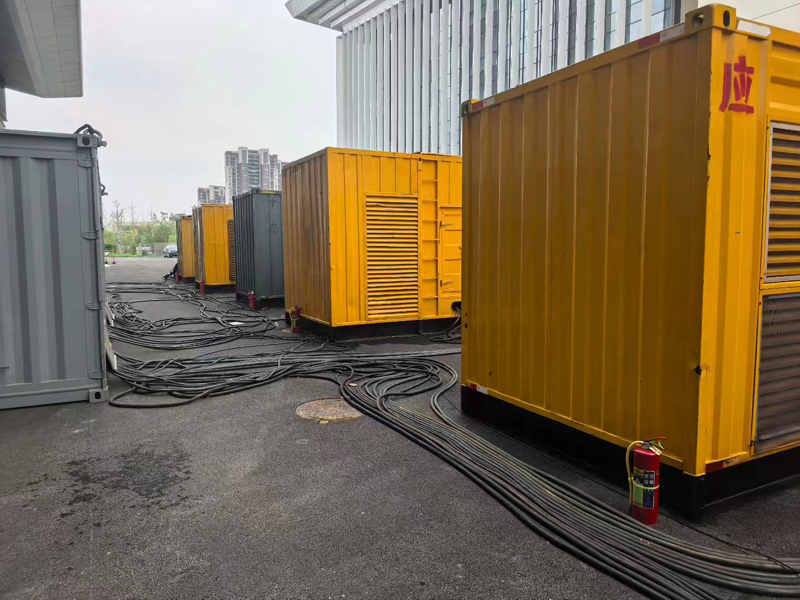 陕州不同季节柴油发电机组保养有哪些注意事项?